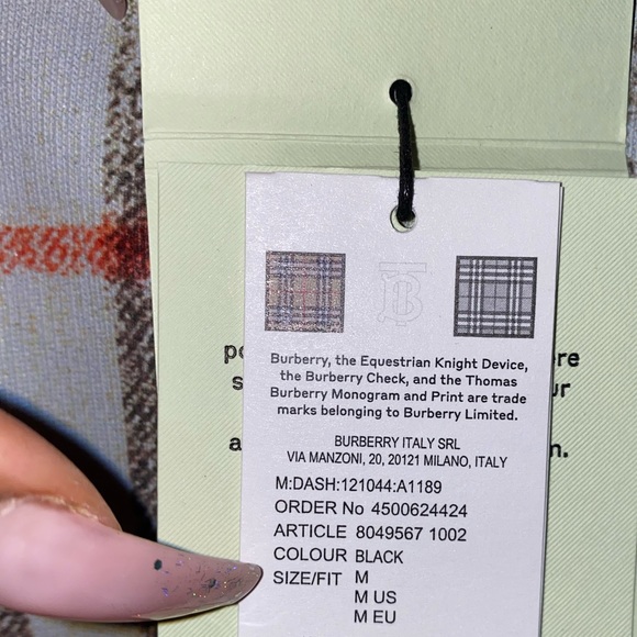 NEW.💕Burberry Dash Thomas Bear check sweater 💕 - Picture 10 of 10